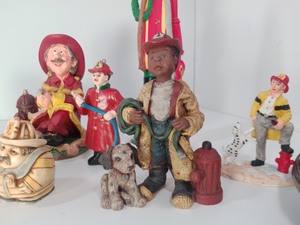 lot 209 image: Vintage Firefighter Figurines