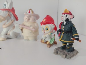 lot 211 image: Seven FireFighter Farm Animal Fiigurines