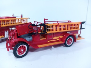 lot 240 image: 3 Vintage Die-Cast Toy Fire Trucks