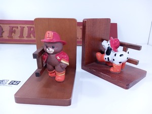 lot 242 image: Vintage Wood and Ceramic Fireman Decorative Collection