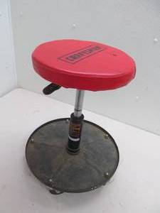 lot 5 image: craftsman shop stool