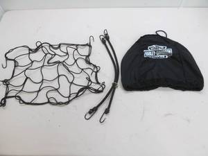 lot 35 image: bike strap, cargo net Harley bag