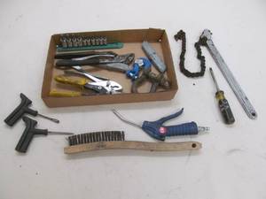 lot 42 image: tools