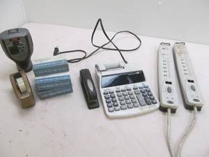lot 61 image: office supplies