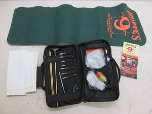 lot 72 image: Hoppes gun cleaning kit