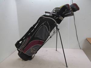 lot 83 image: Bazooka golden bear golf club set