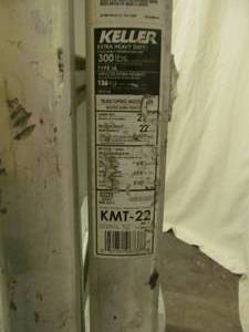 lot 101 image: Keller ladder