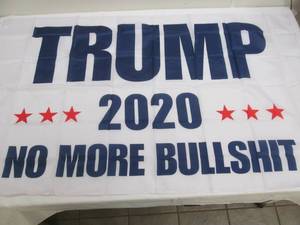 lot 151 image: Trump flag