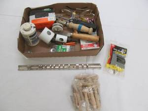 lot 156 image: hardware