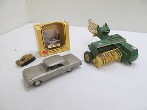 lot 179 image: toys