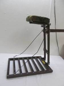 lot 187 image: deer stand tree seat