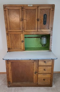 lot 53 image: Antique Hoosier Cabinet