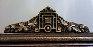 lot 124 image: Vintage Gold Painted Wood Mirror