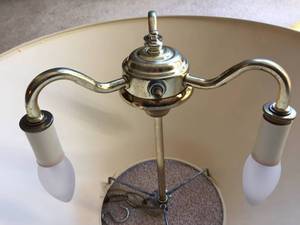 lot 187 image: Hanging Lamp