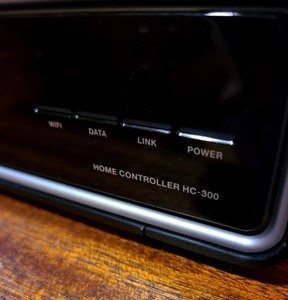lot 52 image: Control 4 Home Controller HC-300