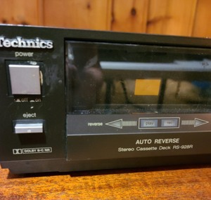 lot 58 image: Technics Cassette Deck RS-928R
