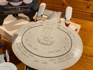 lot 88 image: Star Trek Enterprise Figurines