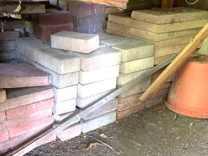 lot 110 image: Lot of Patio Pavers