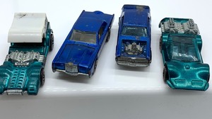 lot 89 image: Lot of Four Redline Hot Wheels
