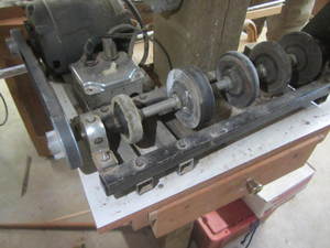 lot 33 image: Knife Sharpening Station