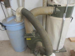 lot 3 image: Grizzly Vacuum System