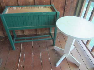 lot 63 image: Planter Stand, Table