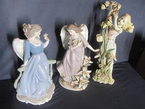 lot 81 image: Angels