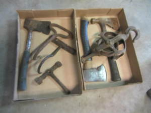 lot 122 image: Hatchets, Pulley, Bale Hooks