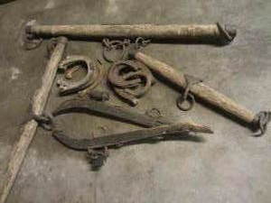 lot 129 image: Eveners, Hames, Horse Shoes