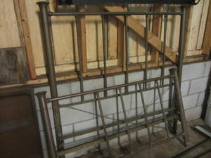 lot 131 image: Brass Bed Frame
