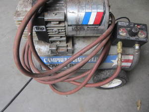 lot 143 image: Air Compressor