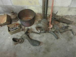 lot 145 image: Primitives