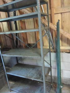 lot 150 image: Metal Shelf, Posts