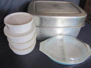 lot 94 image: Roaster, Pyrex, Corning
