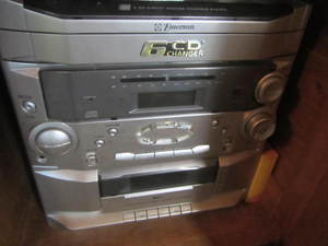 lot 99 image: CD Player, VCR, Speakers