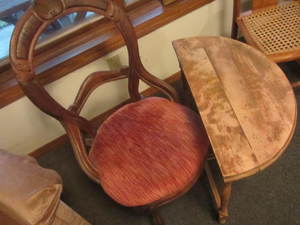 lot 219 image: Parlor Chair, Table