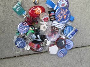 lot 274 image: Large Lot of Buttons & Keychains...