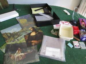 lot 280 image: Large Lot of Collectable Items, Lea...