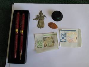 lot 292 image: Personalized Pens & Other Misc. Ite...