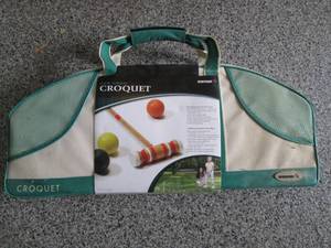 lot 433 image: Croquet Set in Travel Bag...