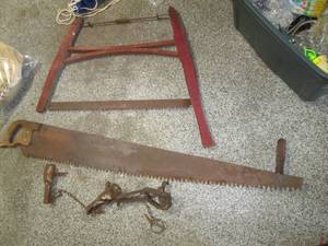 lot 475 image: Vintage Tools, & Animal Traps See ...