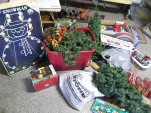 lot 486 image: Enormous Lot of Christmas See Phot...