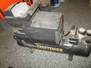 lot 5 image: Craftsman 1.5HP Air Compressor See...