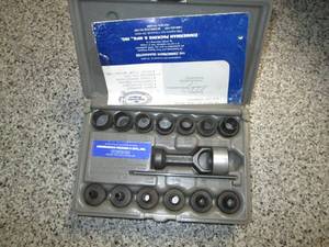 lot 7 image: Spearhead 130 Power Punch in Kit S...