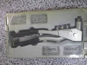 lot 740 image: Alltrade Rivet Gun...