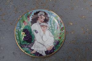 lot 327 image: who can I turn to by evie limited...