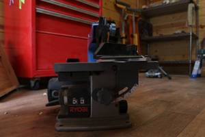 lot 335 image: Ryobi SC 165 VS Variable speed Scro...