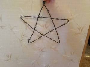 lot 69 image: Barred Wired Star Dcor - 13 Long...