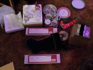 lot 76 image: Xmas Dcor Lot...