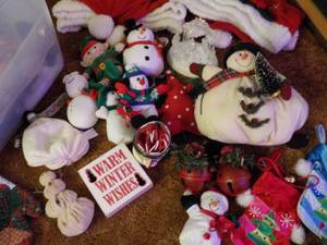 lot 88 image: Huge Christmas Lot in a Large Cover...
